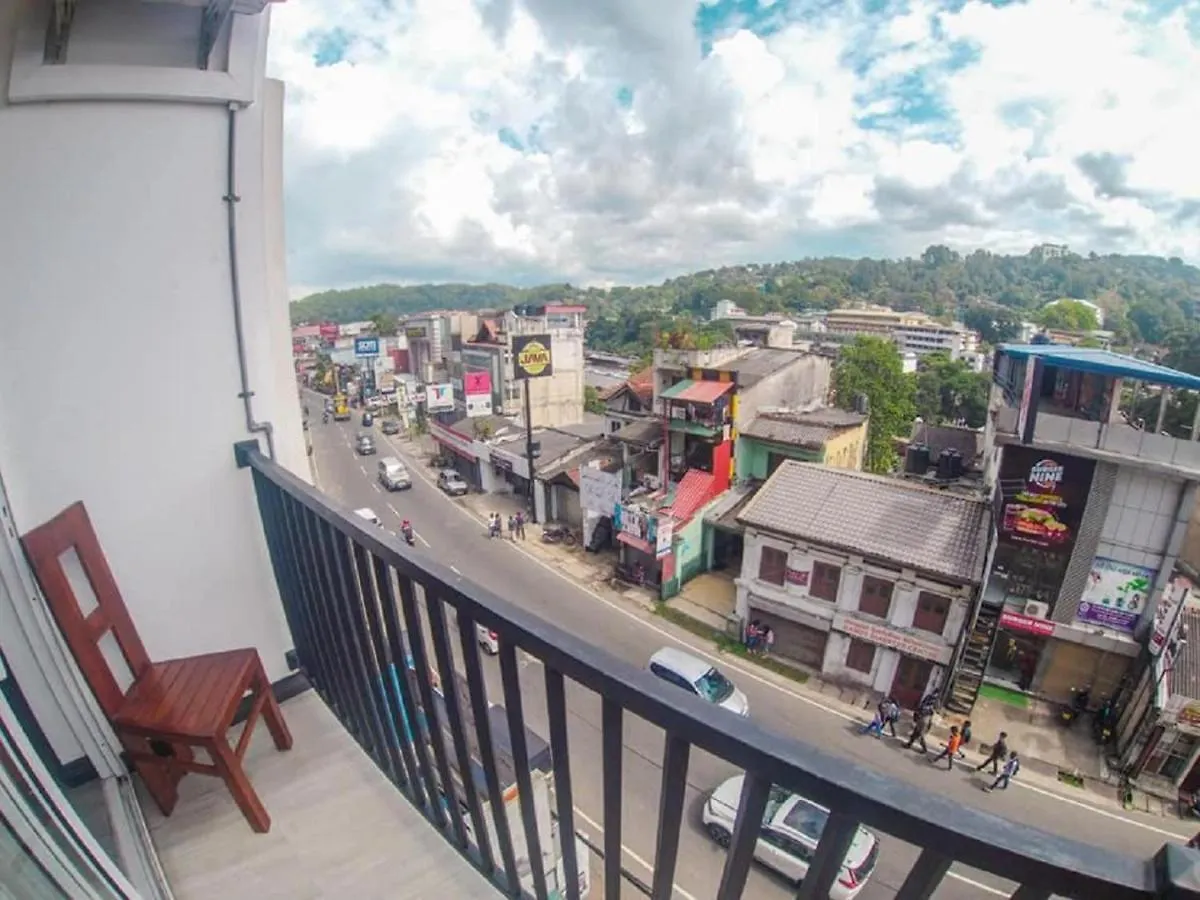 Bed & Breakfast Nap Station Bed and Breakfast Kandy